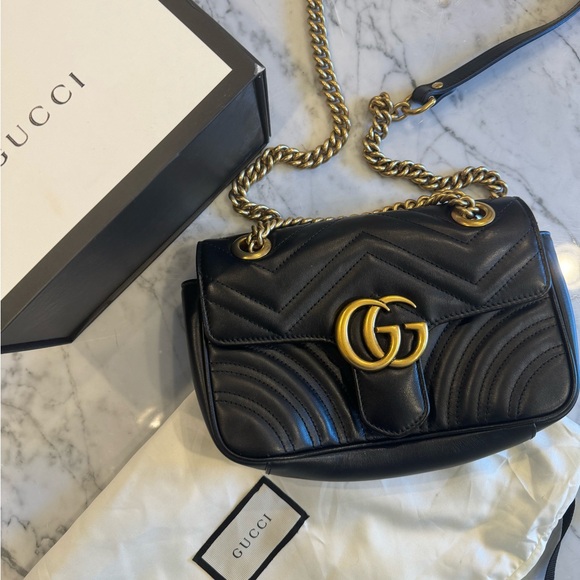 Authentic Gucci Shoulder Bag - Picture 1 of 7
